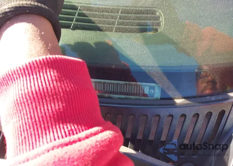 2005 Chevrolet Silverado 1500 Ls z USA, uszkodzony, nr VIN 2GCEC19T651192228